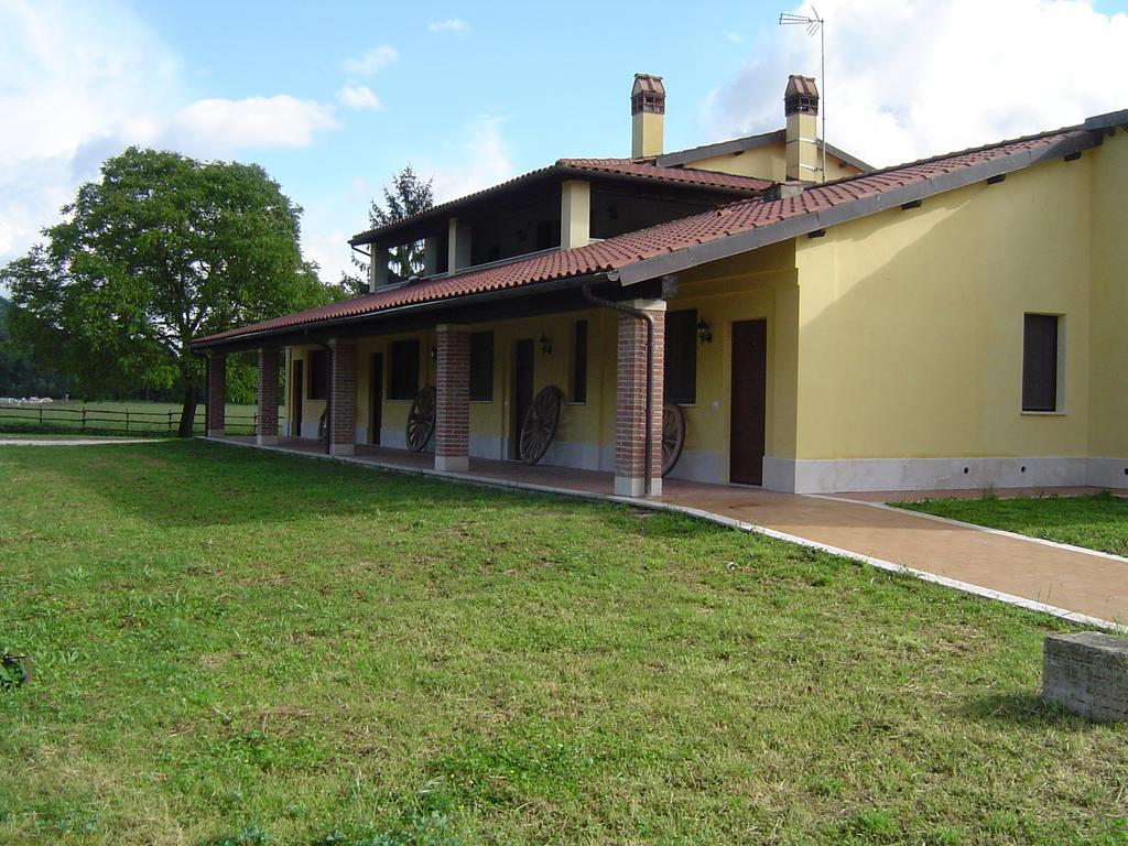 L' Antico Casale Villa Le Marmore Buitenkant foto