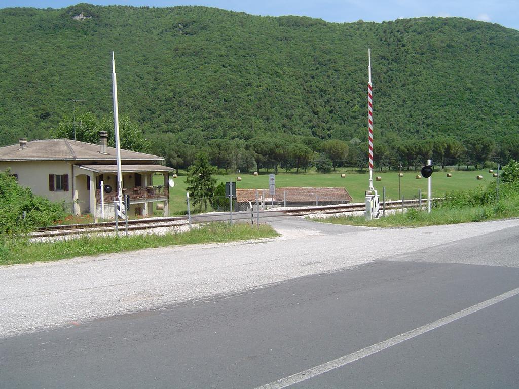 L' Antico Casale Villa Le Marmore Buitenkant foto