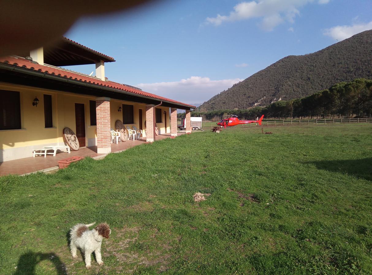 L' Antico Casale Villa Le Marmore Buitenkant foto